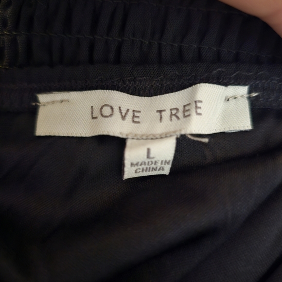 Love Tree boho top with fully rouched skirt. Large - Picture 6 of 7